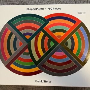 Frank Stella Shaped Puzzle 750 Pieces